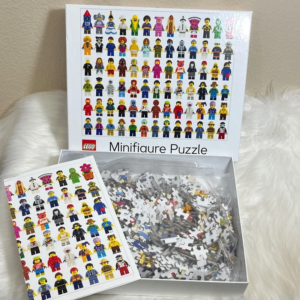 LEGO Minifigure 1000 Piece Jigsaw Puzzle